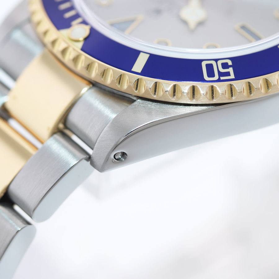 MINT Rolex Gold Buckle Rolex Submariner 16613 Two Tone Gold Silver Serti Diamond Watch