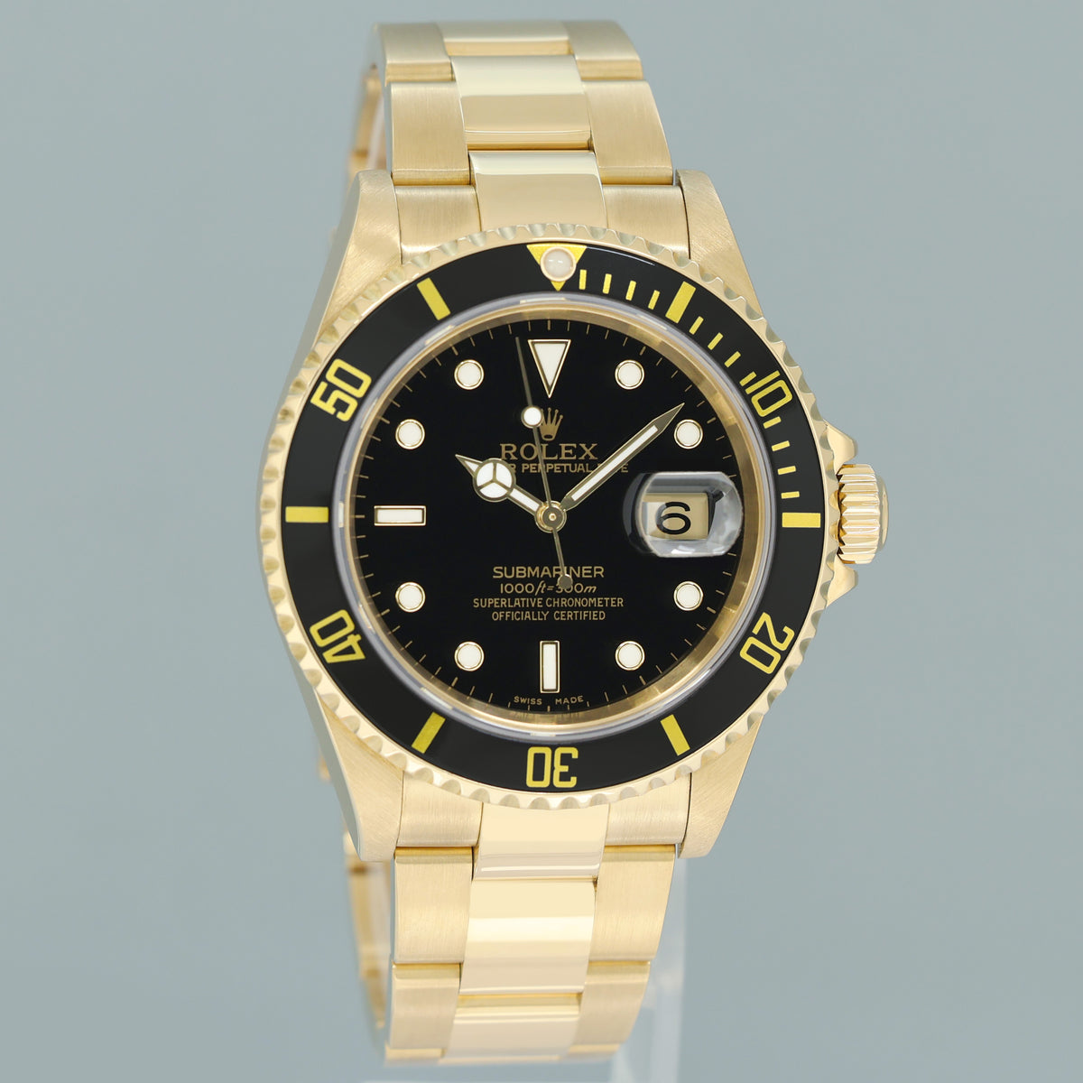 2002 MINT Rolex 16618LN Submariner 18k Yellow Gold Black Dial 40mm No Hole Case Watch