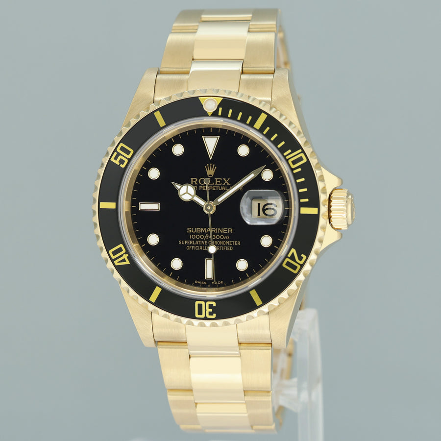 2002 MINT Rolex 16618LN Submariner 18k Yellow Gold Black Dial 40mm No Hole Case Watch