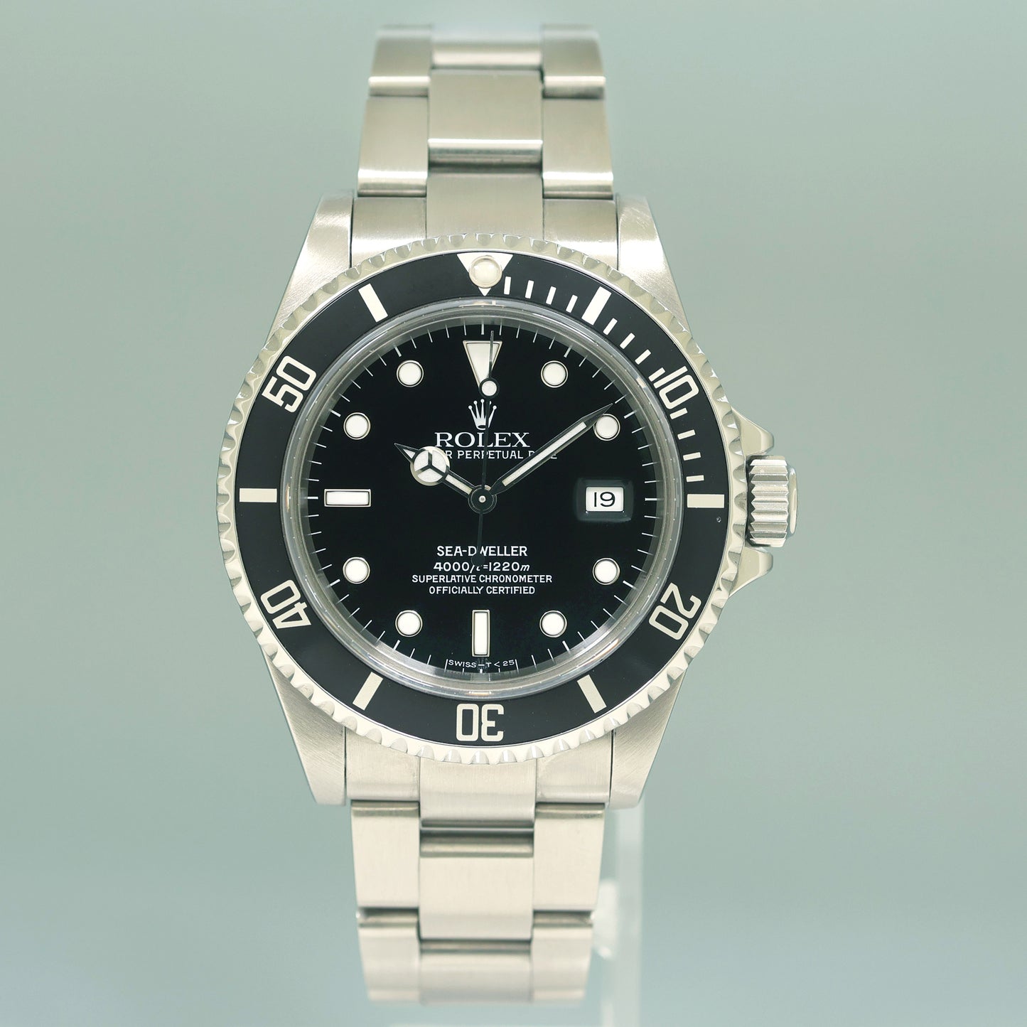 1994 MINT Rolex Sea-Dweller Steel 16600 Black Tritium Dial Date 40mm Watch Box