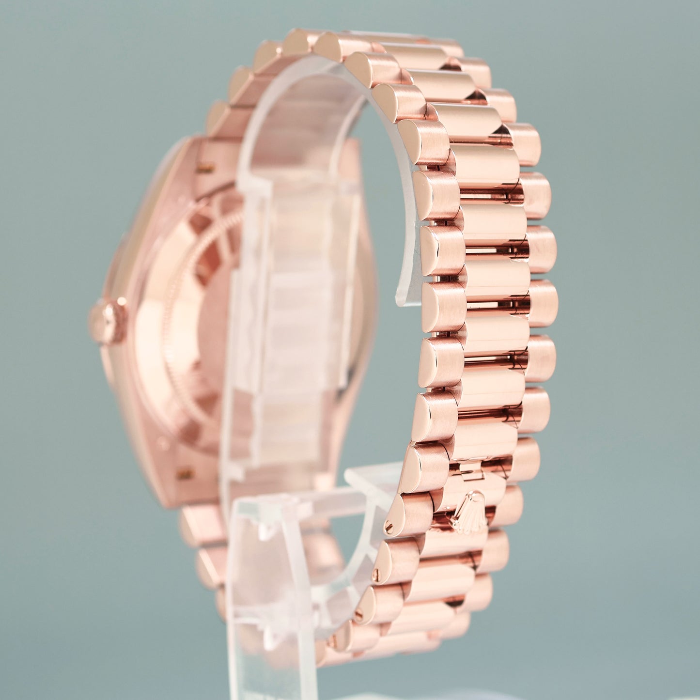 2023 MINT Rolex President 40mm Rose Gold White Roman 228235 Watch Box
