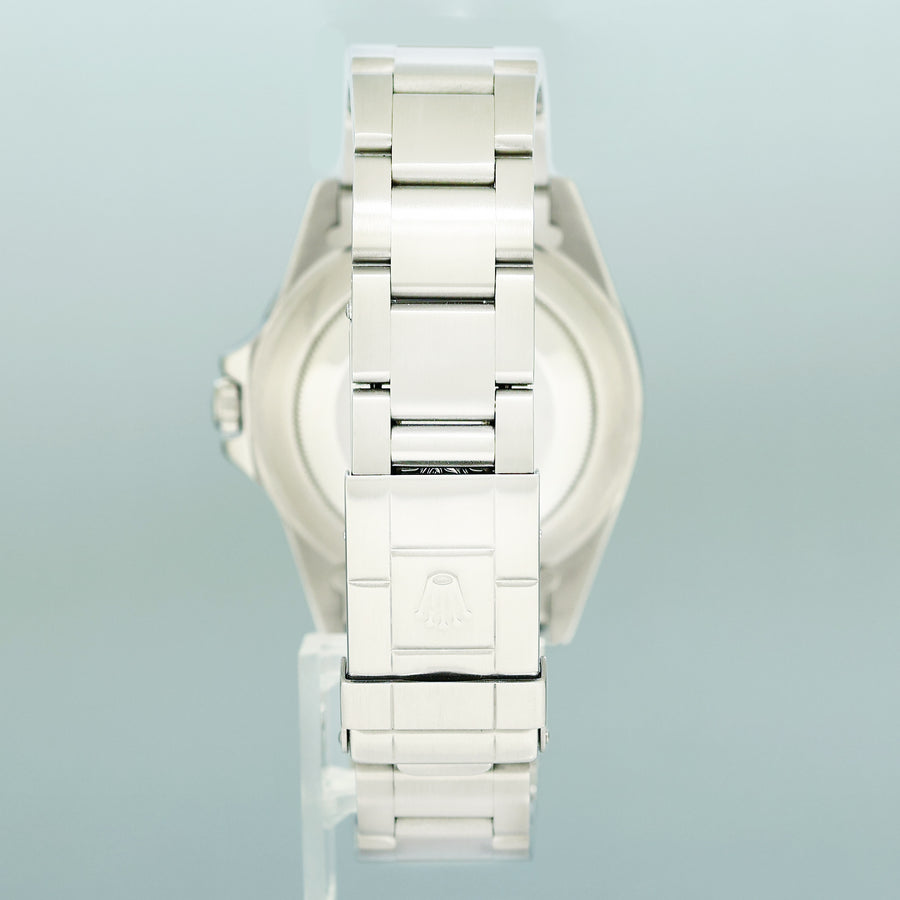 PAPERS 1999 MINT Rolex Explorer II White 16570 40mm Polar Swiss Only Watch Box