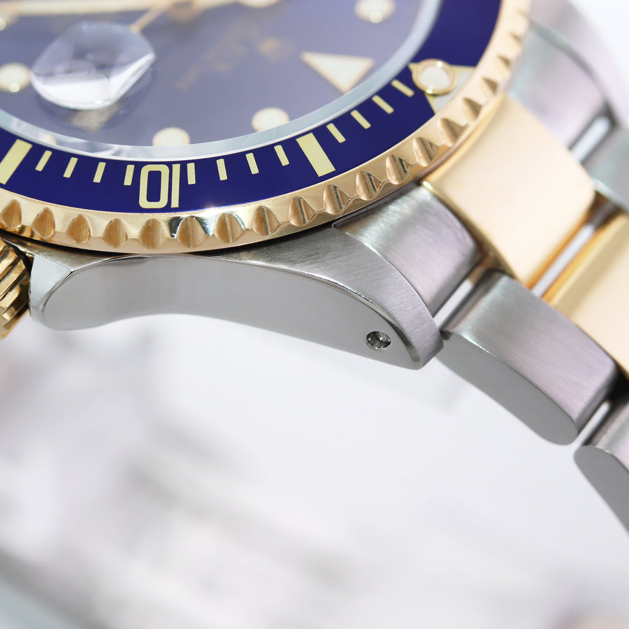 PAPERS 2000 Rolex Submariner 16613 Gold Steel Two Tone Sunburst Blue Watch