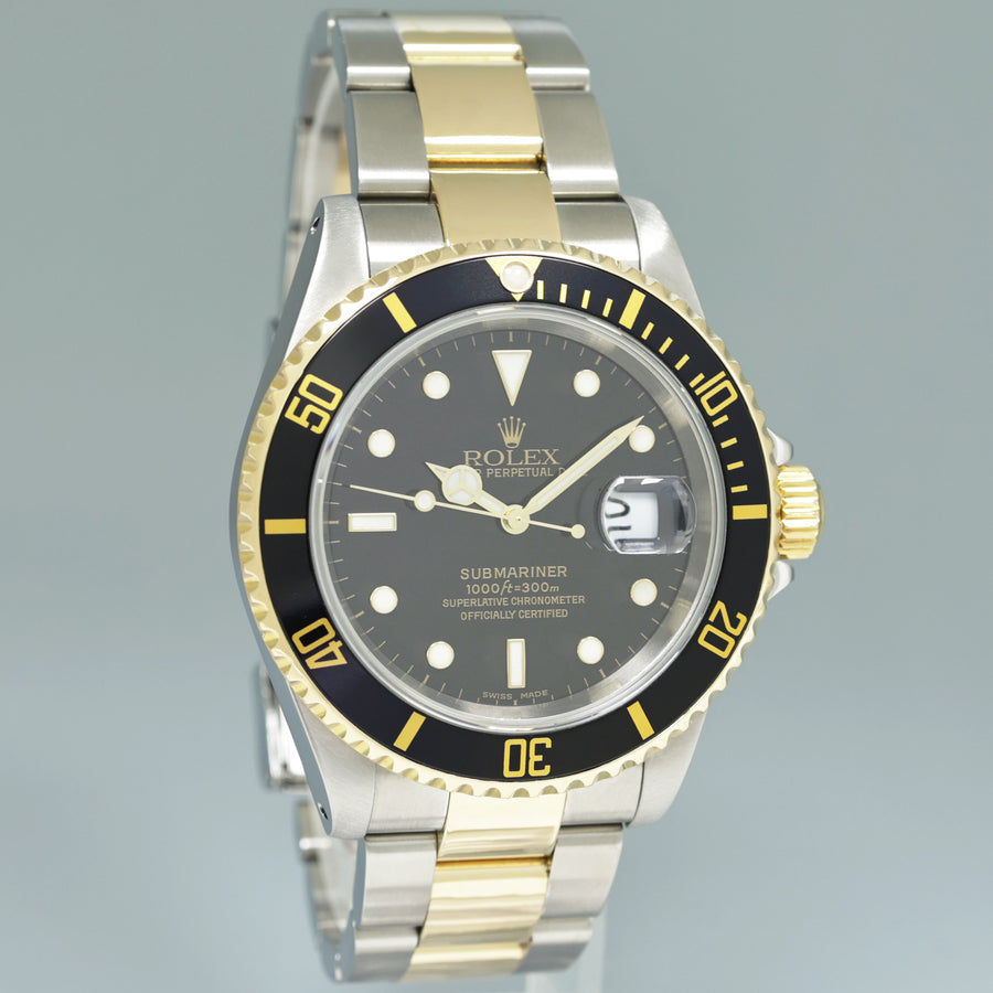 2000 PAPERS MINT GOLD BUCKLE Rolex Submariner 16613 Gold Two Tone Black Watch