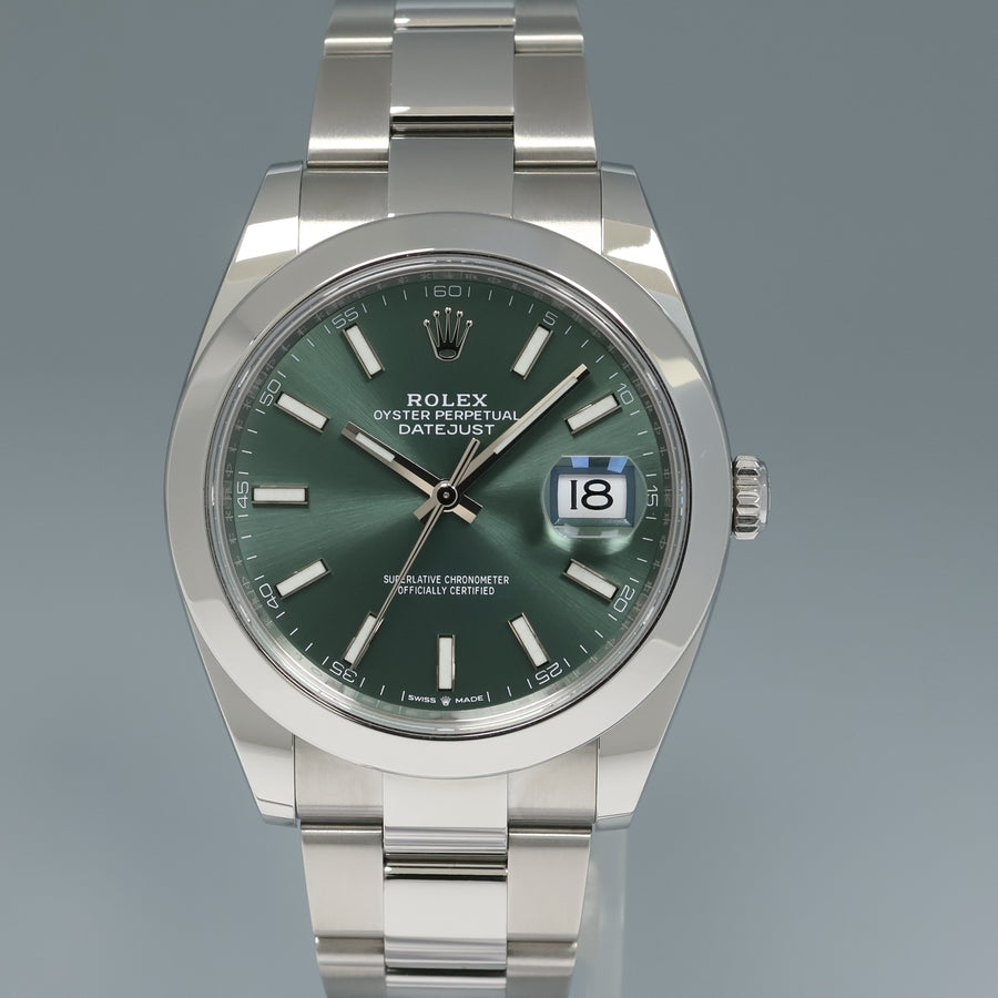 2022 NEW PAPERS Rolex 126300 Mint Green DateJust 41 Steel  Oyster 41mm Watch Box