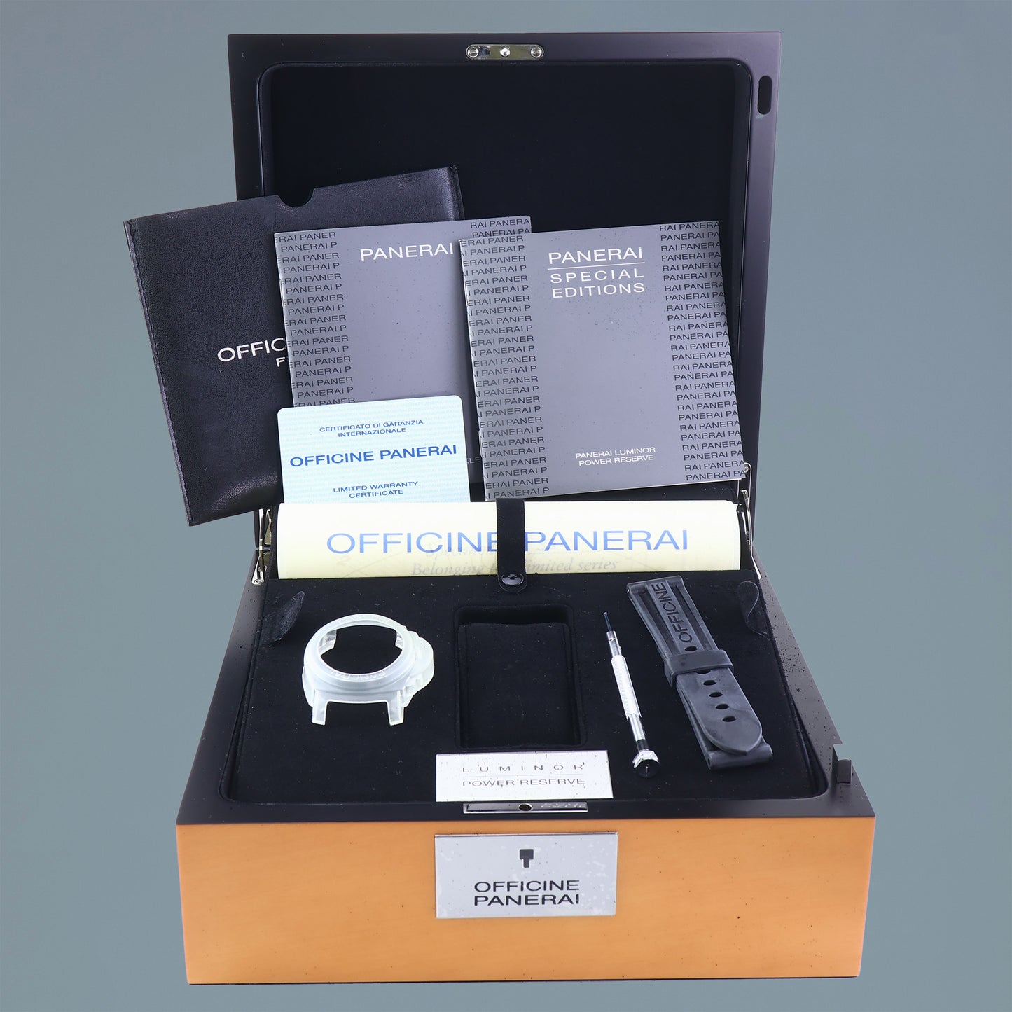 PAPERS Panerai Power Reserve PVD Coated Steel Black 44mm Hobnail L Luminor PAM00028 PAM28