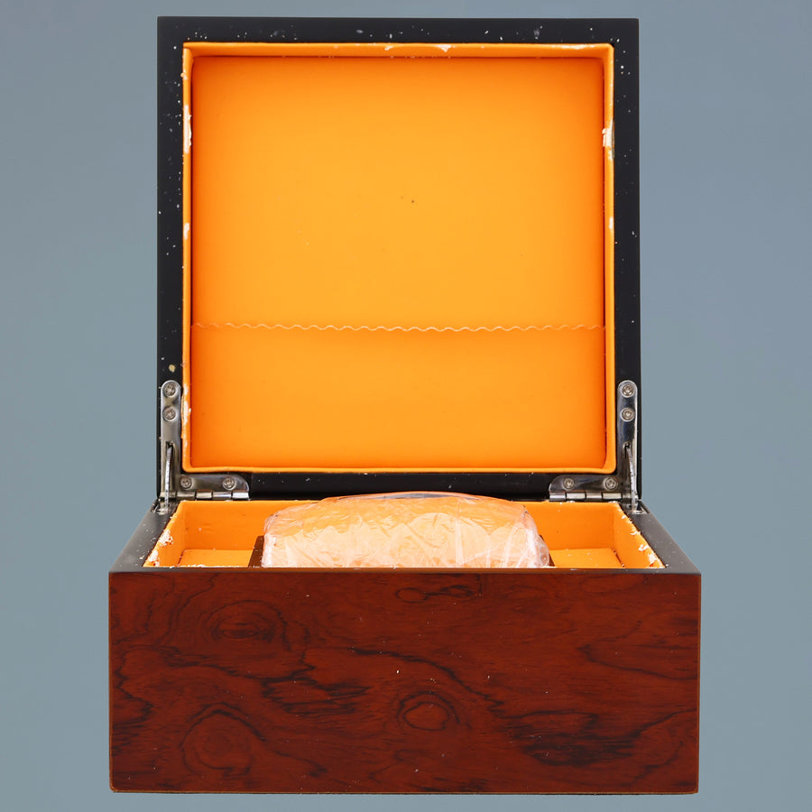 Girard Perregaux Laureato Limited 28 Pieces 81010-11-1745-11A Orange Arabic Watch