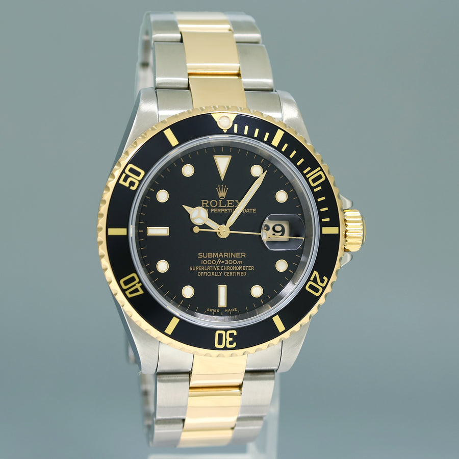 2004 MINT GOLD BUCKLE Rolex Submariner 16613 Gold Steel Two Tone Black Watch Box