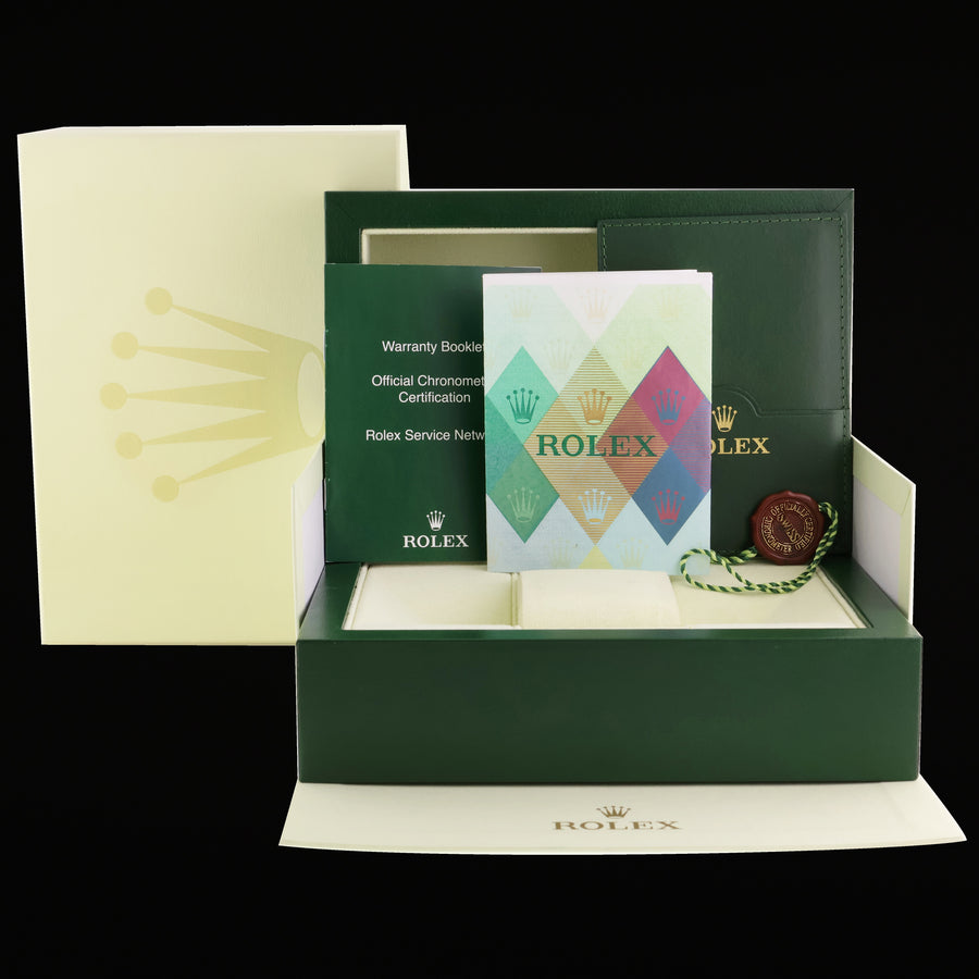 2004 MINT PAPERS Rolex 116520 Daytona Black Steel 40mm Cosmograph Watch Box