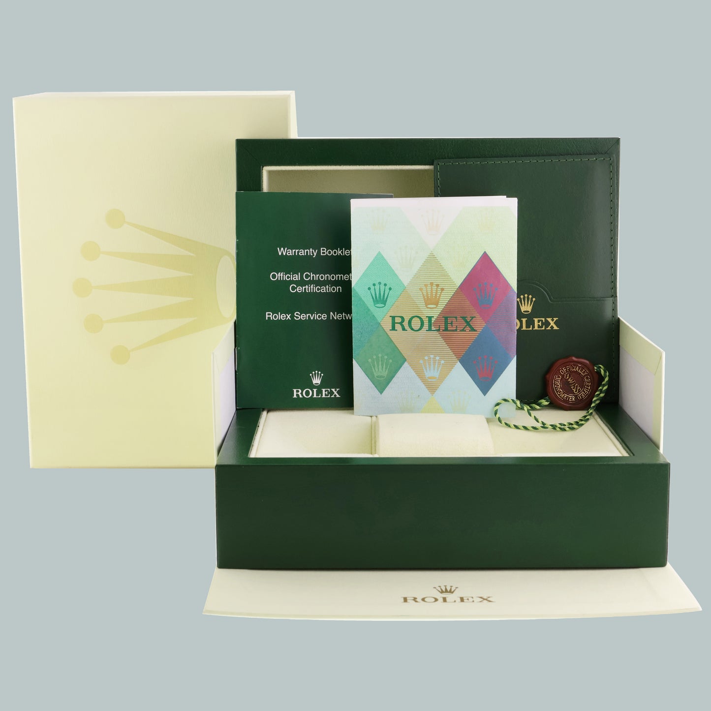 PAPERS 2005 MINT Rolex Submariner Date 16610 Steel Black 40mm Watch Box