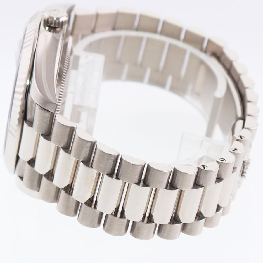 PAPERS MINT Rolex Day Date 40 White Gold President 40mm White Roman 228239 Watch Box