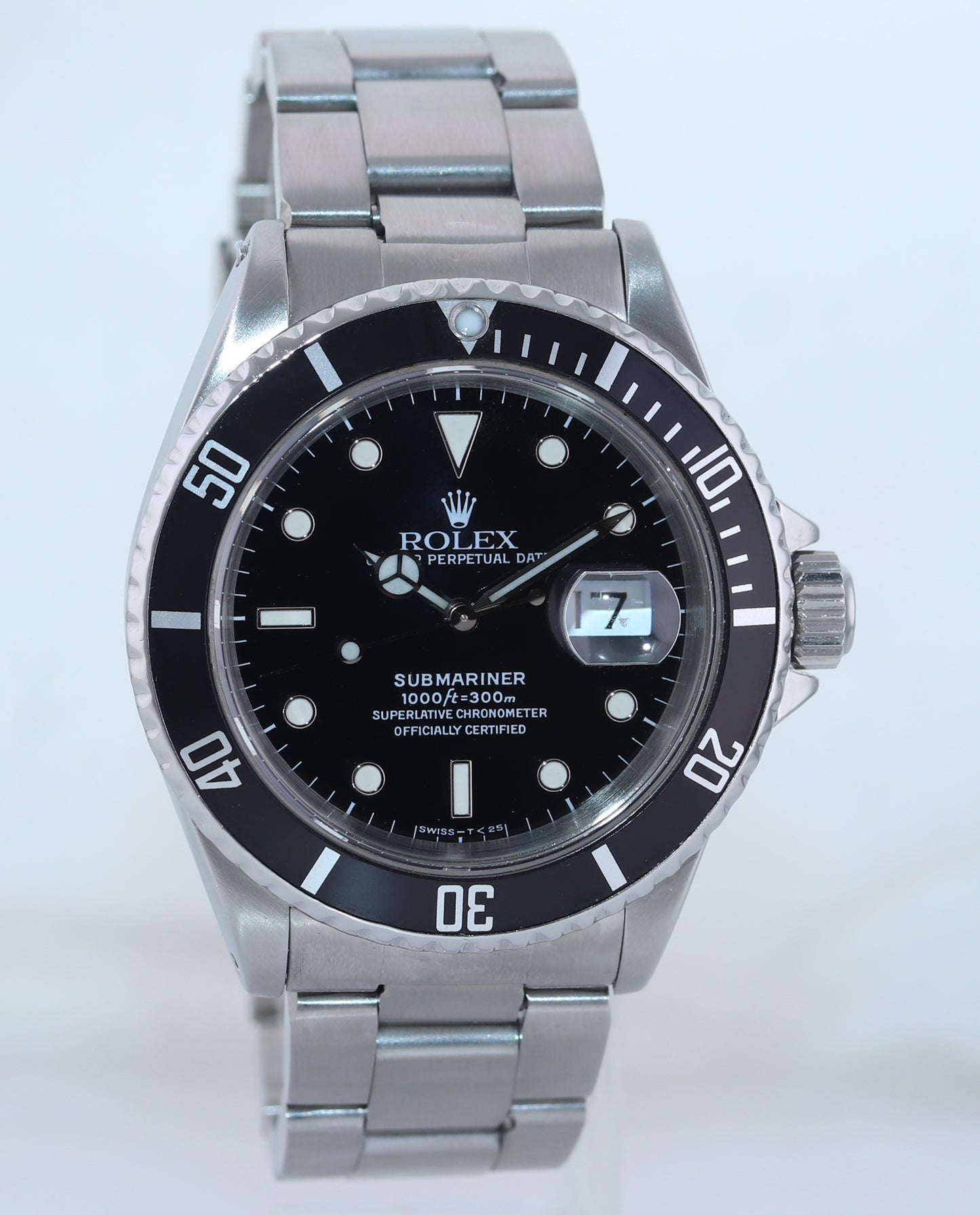 Rolex Submariner Date 16610 Steel Black 40mm Oyster Tritium Watch Box